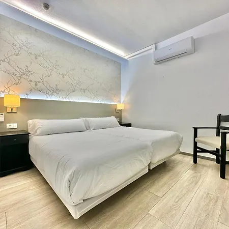 Pool Views Terrace Lägenhet